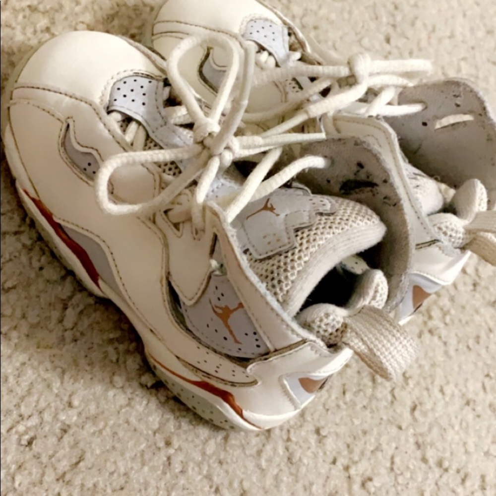 Jordan 7 - Picture 2 of 6